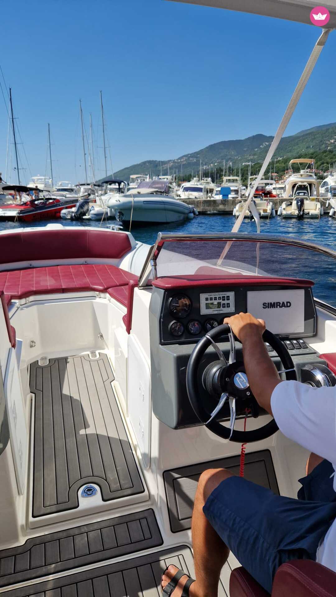 Bateau à moteur Marlin 24 SR EFB 270cv 4