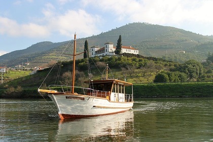 Rental Sailboat Classic Entremargen's Folgosa