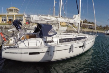 Hire Sailboat Bavaria 37 Agia Effimia