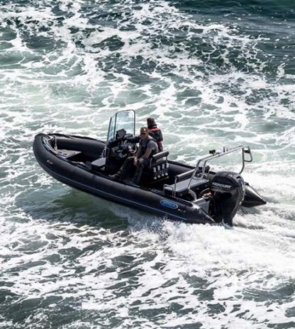 Location Semi-rigide Zeppelin 20 V Pro Le Conquet