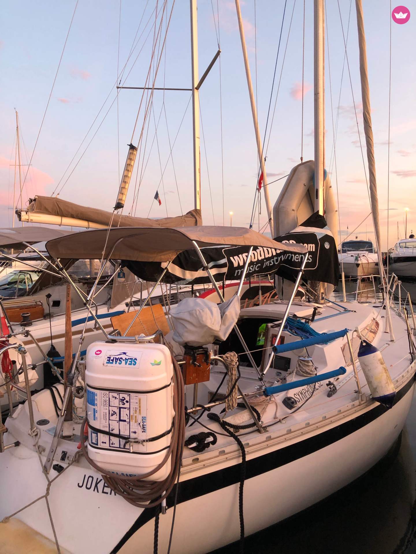Sailboat Jeanneau Symphonie for hire