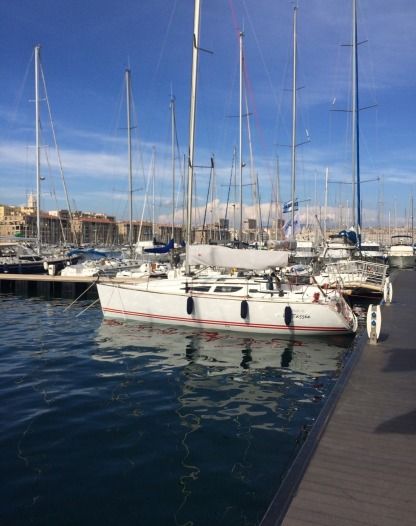 Charter Sailboat Jeanneau Sun Fast 35 Bandol