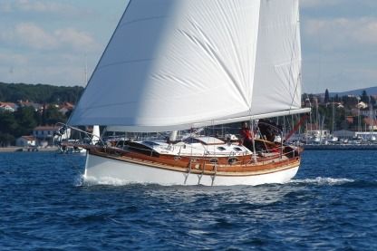 Charter Sailboat Enavigo Cutter Mali Losinj