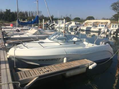 Location Bateau à moteur Quicksilver 590 Cruiser Sainte-Marie-la-Mer