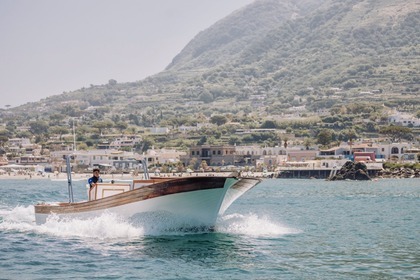 Noleggio Barca a motore Gozzo Andor Ischia