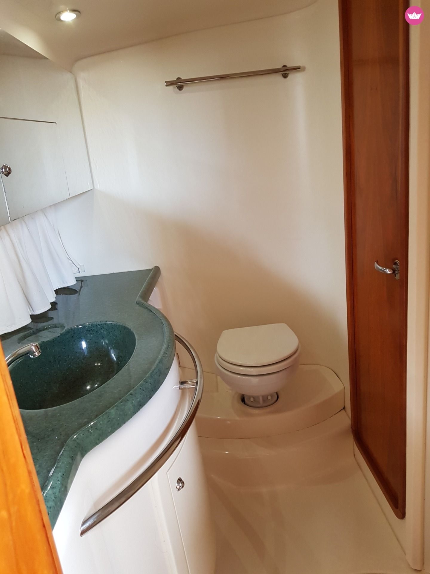 Location bateau à moteur à Golfe Juan de particuliers et professionnels