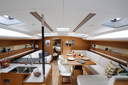 Noleggio Barca a vela Jeanneau Jeanneau 53 - 3 + 1 cab. Bodrum