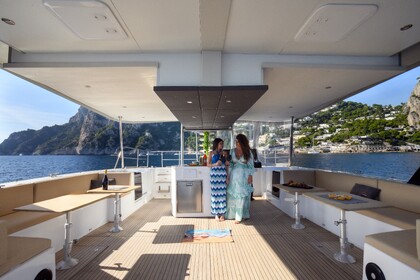 Big Groups Perfect Solution to Explore Capri or the Amalfi Coast in Style