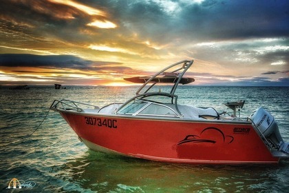 Charter Motorboat Amara 5.7 Newport