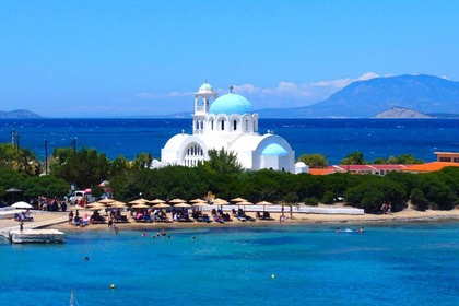 INCLUDED Fuel, Captain,  BBQ meal, Buffet, Salads, Beverages, WiFi ... for a DAY or more days - Experience the cruise of a lifetime with our Luxury Cabin RIB - PRICE ALL INCLUSIVE