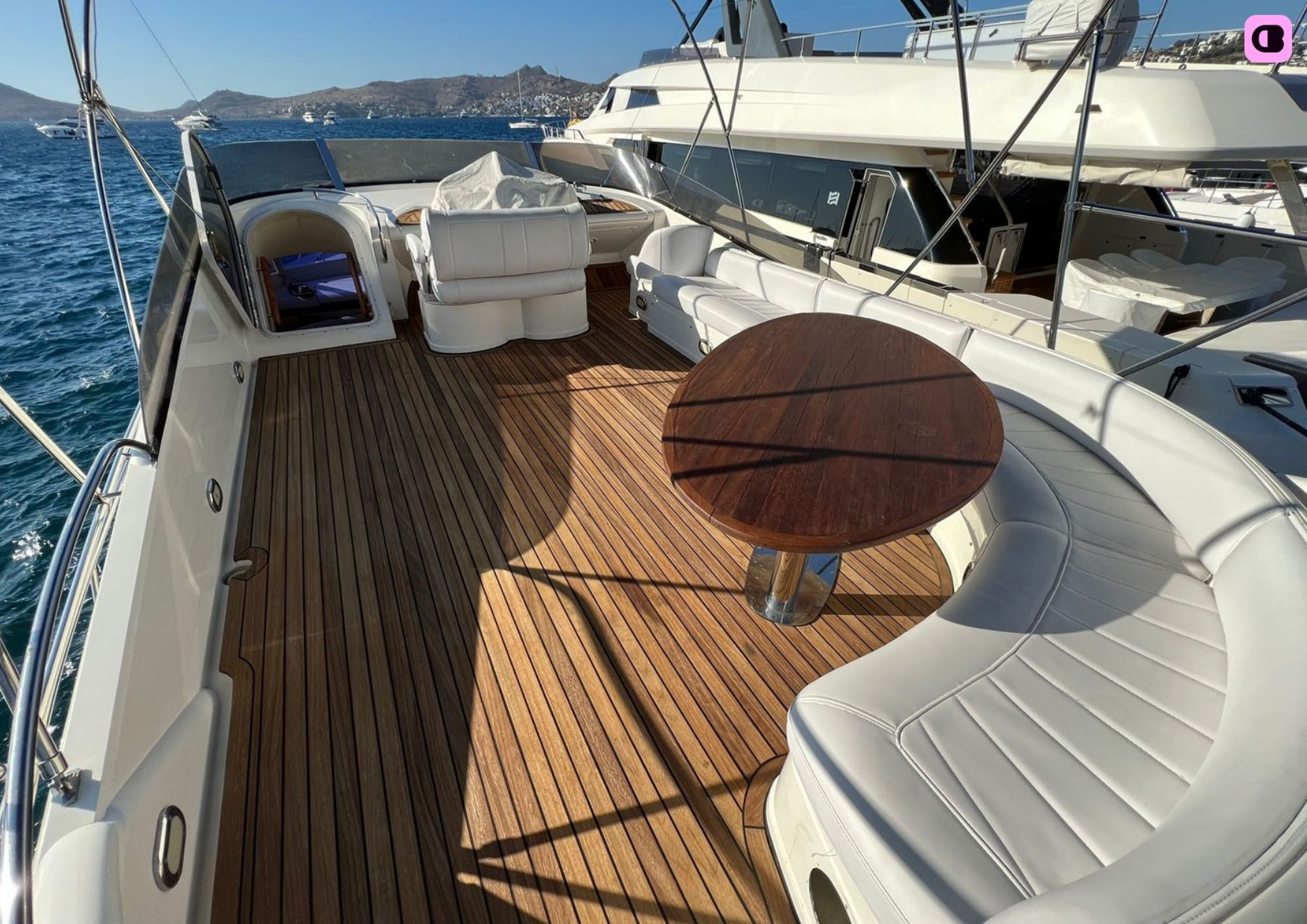 Yacht Fairline 65 Squadron 7000cv 3
