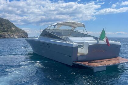 Noleggio Barca a motore Itama 40 Napoli