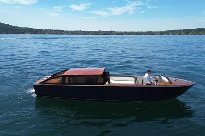Location Bateau à moteur Venetian Limousine boat Lac de Garde