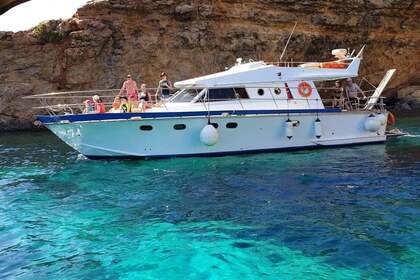 Rental Motorboat Rio Classic Malta