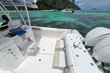 Large Luxury Everglades 355 CC in Seychelles