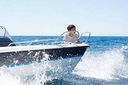 Without licence - B450 'Theia' - 4 people