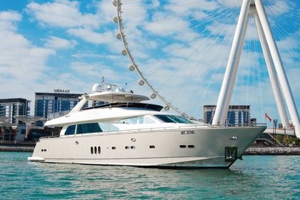 Hire Motor yacht Horizon 2020 Dubai