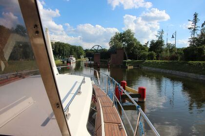 Weekend 820 - czarter jachtu na Pętli Żuławskiej