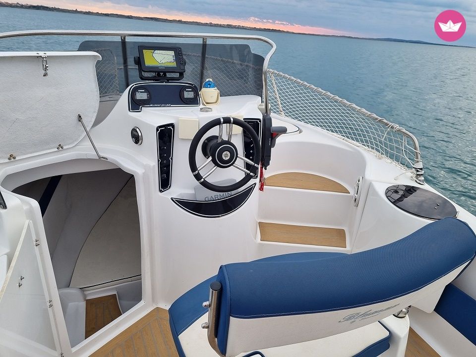 Bateau à moteur TANCREDI NEW BLUEMAX 23 DECK 200cv 3