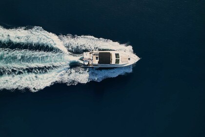 Verhuur Motorboot Ferretti Altura 52 Piraeus