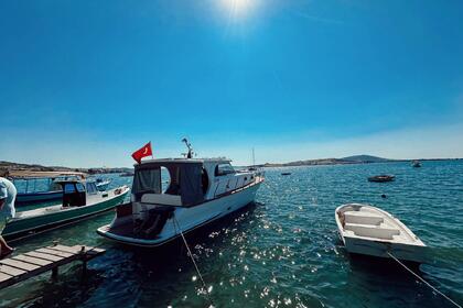 Rental Motor yacht Custom Ayvalik Ayvalık