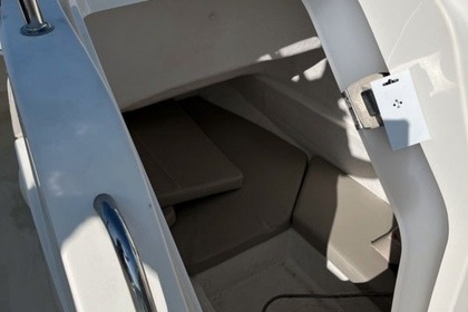 Quicksilver Activ 675 Open