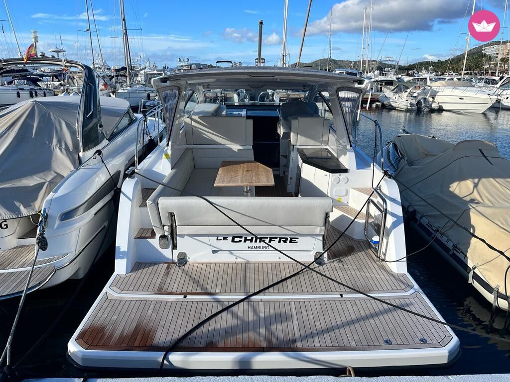 Bateau à moteur Sealine S335 440cv 4