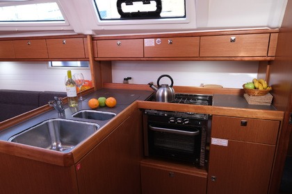 Hyra båt Segelbåt Bavaria Yachtbau Bavaria Cruiser 37 - 3 cab. Göcek