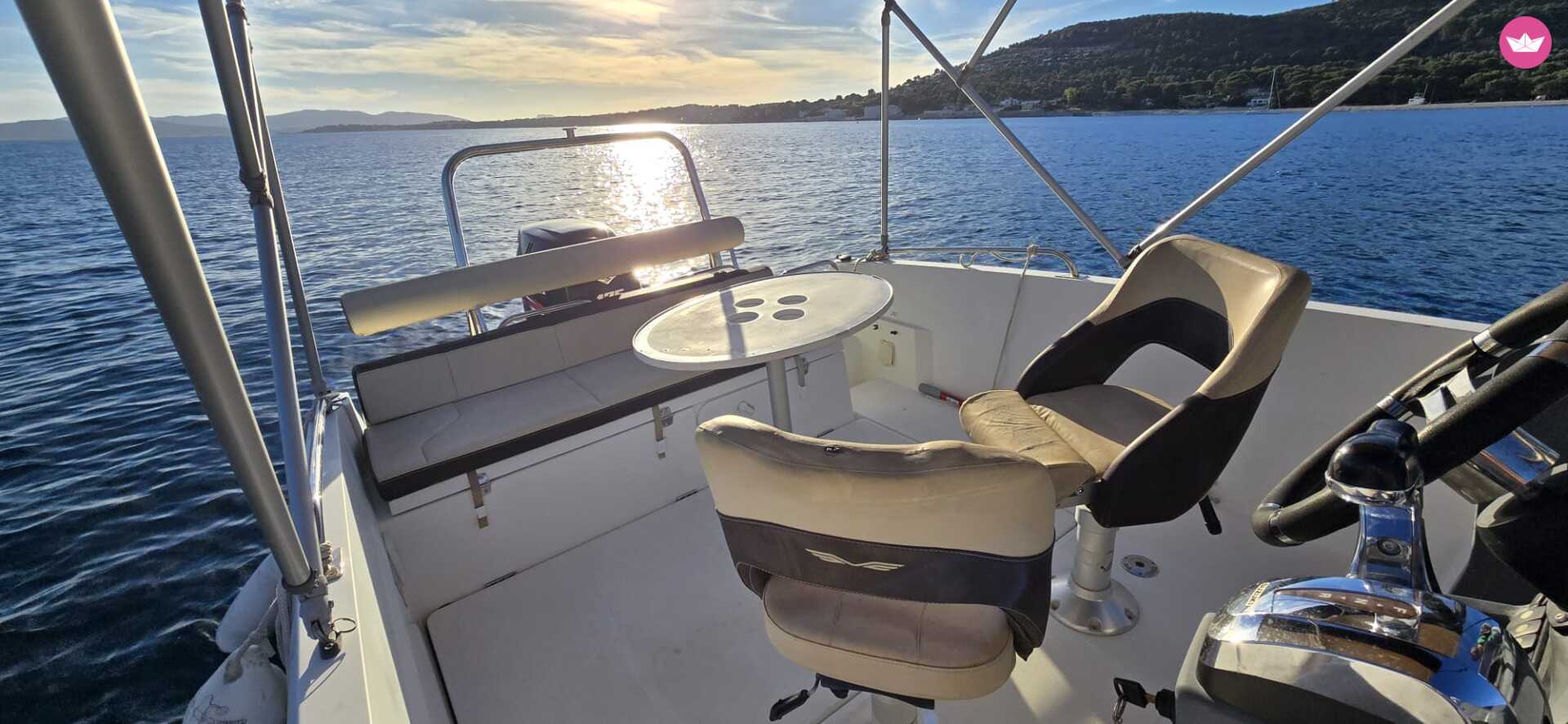 Bateau à moteur Beneteau Flyer 6 SUN DECK 175cv 2
