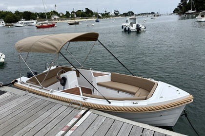Hire Boat without licence  SILVER YACHT Silver 495 Sainte-Marine