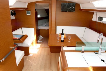 Sun Odyssey 419