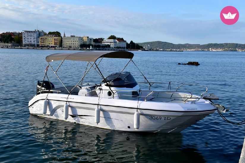 Моторное судно Ranieri Voyager 23 S для аренды