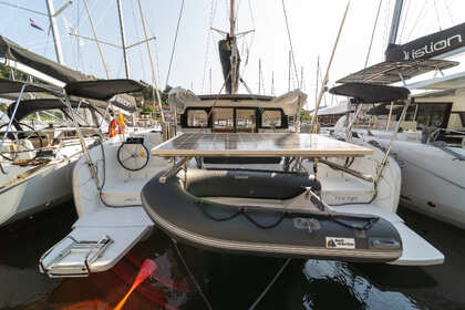 Hyra båt Katamaran Excess Excess 11 - 4 + 1 + 1 cab. Skradin