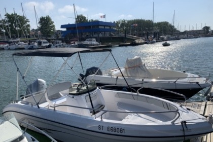 Rental Motorboat Ranieri Voyager 19 S Anglet