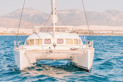 Location Catamaran Lagoon-Bénéteau Lagoon 380 S2 - 4 + 2 cab. Alimos