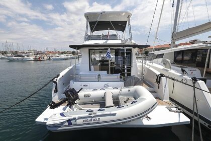 Location Catamaran Fountaine Pajot Fountaine Pajot MY 37 Biograd na Moru