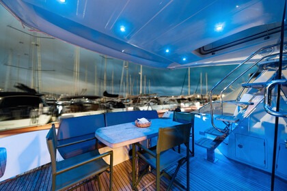 Prestige 500 Fly – Luxury Yacht Charter with Captain | Portofino & Cinque Terre