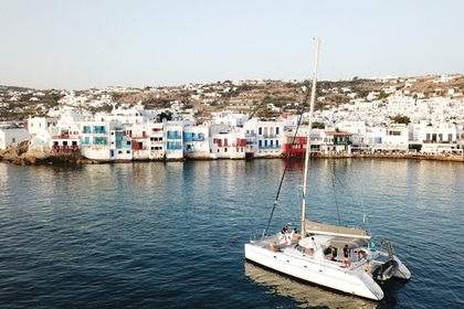 Rental Catamaran Fountaine Pajot Belize 43 Mykonos