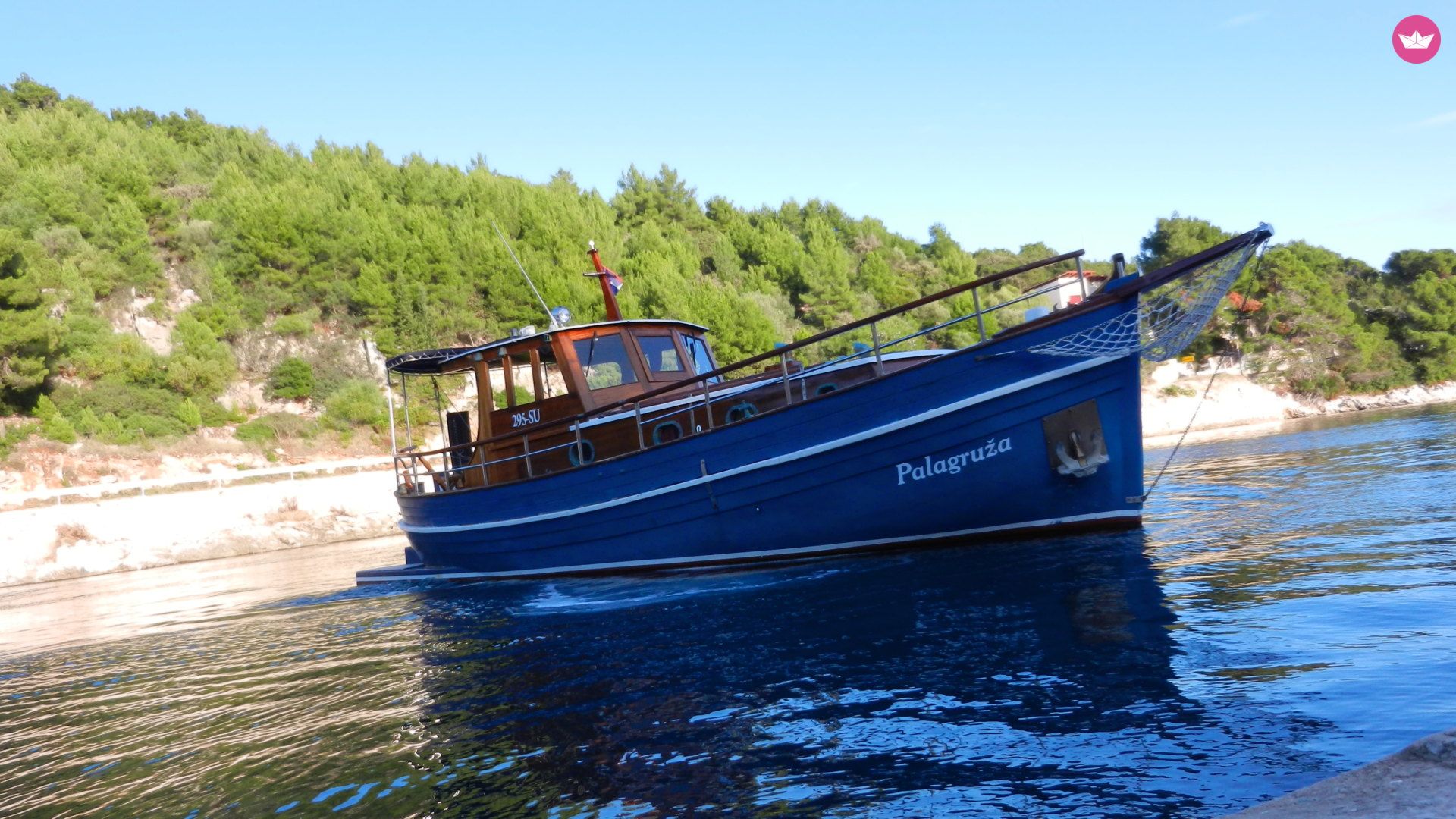 Charter motorboat in Split  