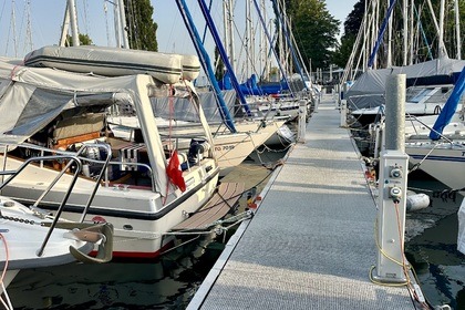 Rio 830 Cabin, geräumiges Motorboot für Ferien auf dem See