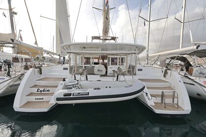 Rental Catamaran Lagoon-Bénéteau Lagoon 450 F - 4 + 2 cab. Trogir