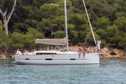 Rental Sailboat Dufour 460 Pireas