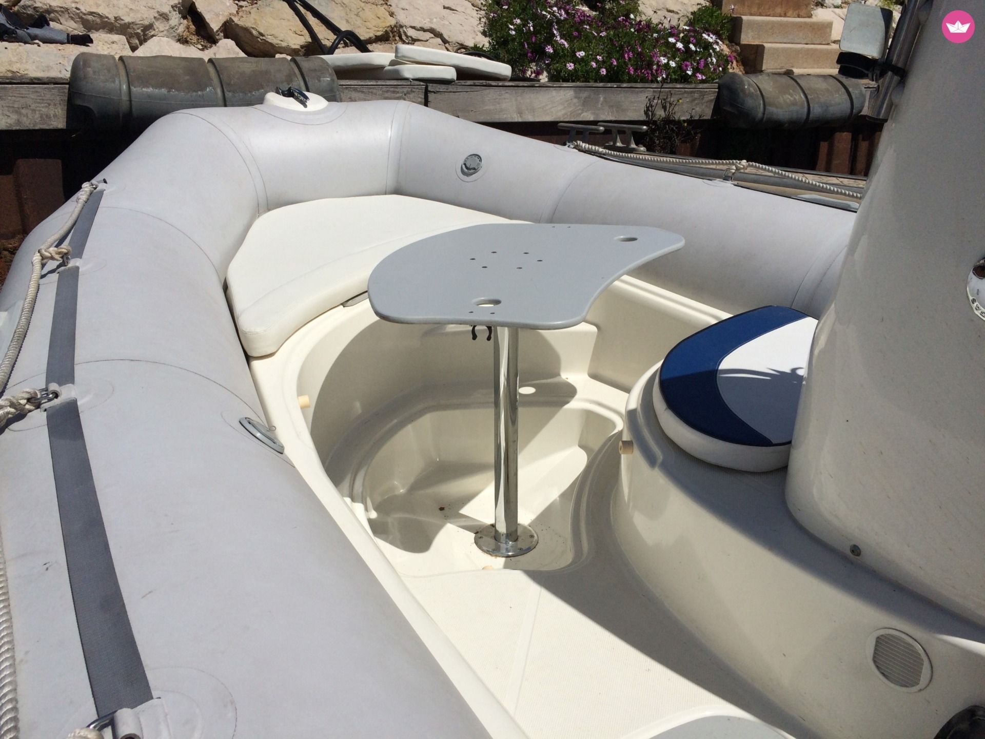 Mieten Zodiac Medline 500