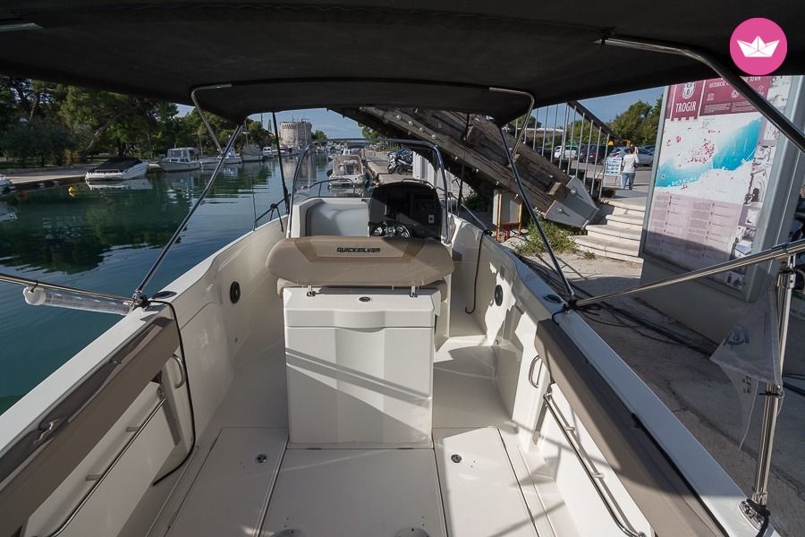 Charter motorboat in Split  