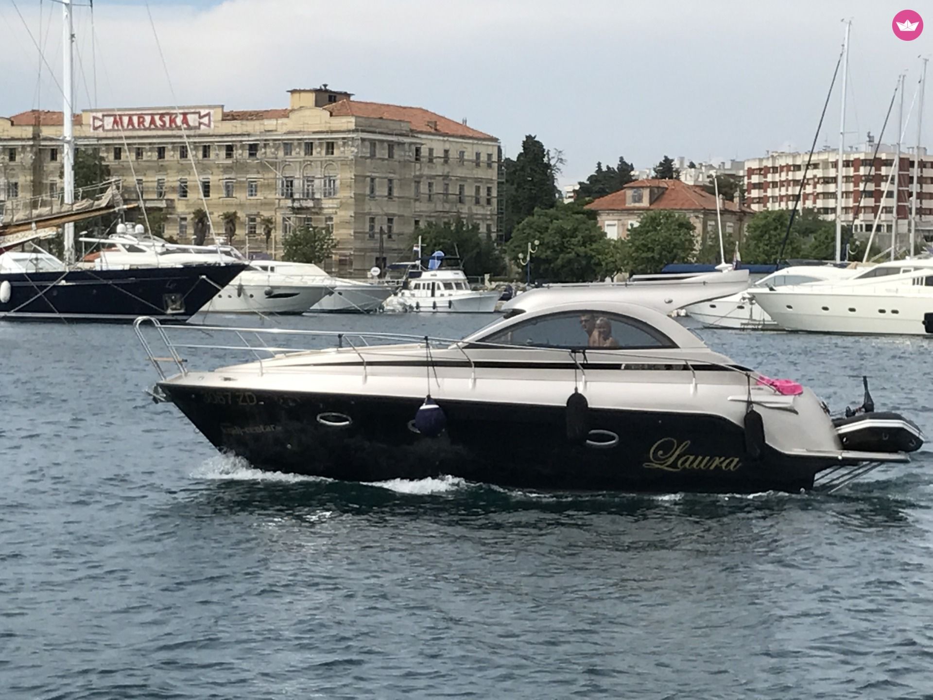 Motorboat Grginic Yachting Mirakul 30 Ht for hire