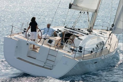 Noleggio Beneteau Oceanis 54