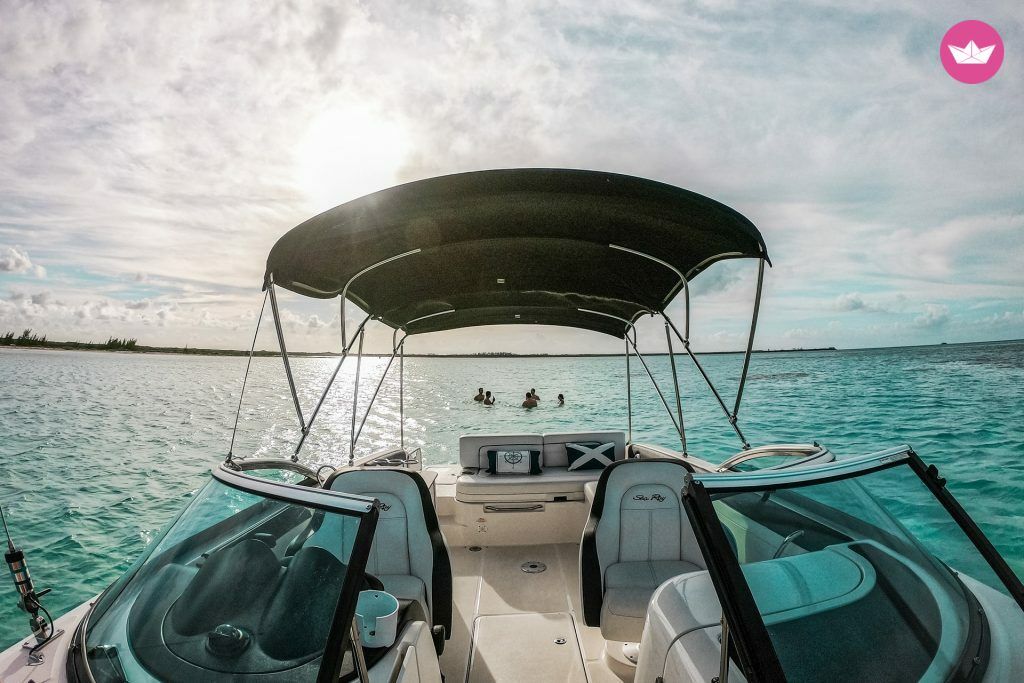 Bateau à moteur Sea Ray 8m 3