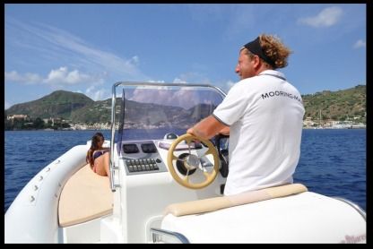 Miete RIB Wave 27 Liparische Inseln