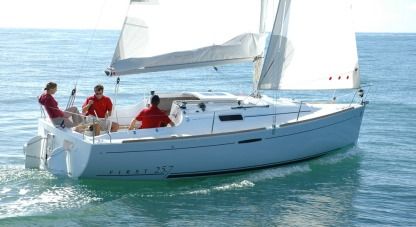 Charter Sailboat Beneteau First 25.7 Arzon