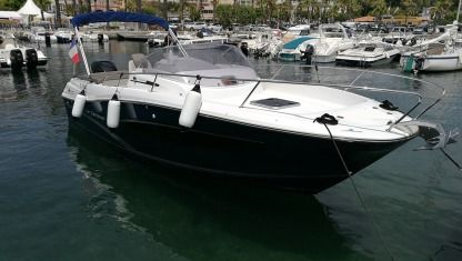 Charter Motorboat Jeanneau Cap Camarat 7.5 Wa Le Lavandou